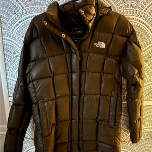 The North Face dark chocolate brown puff down jacket - women’s size small